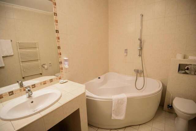 Отель Hotel Alinalex - Paradisul Acvatic Брашов-13