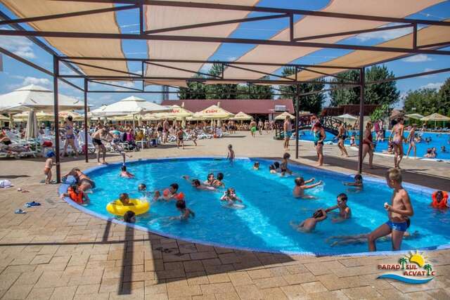 Отель Hotel Alinalex - Paradisul Acvatic Брашов-15