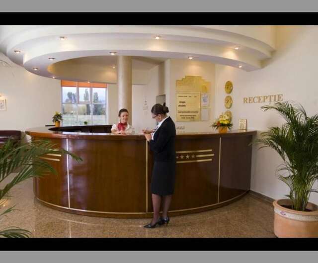 Отель Hotel Alinalex - Paradisul Acvatic Брашов-23
