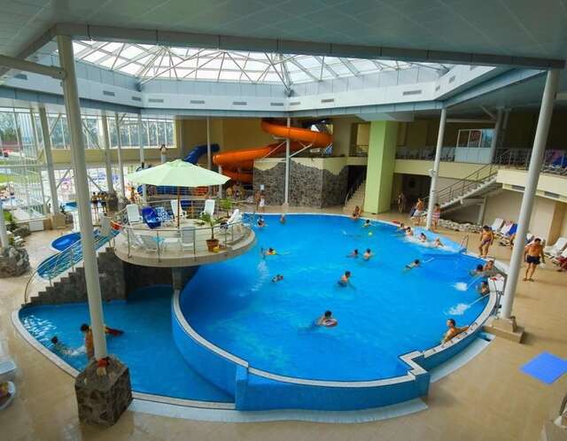 Отель Hotel Alinalex - Paradisul Acvatic Брашов-30